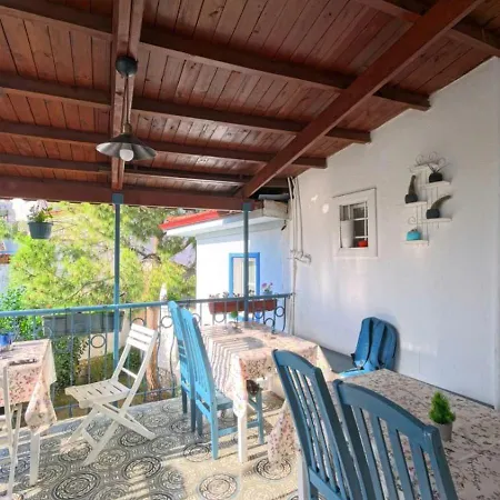 B&B Mimosa House