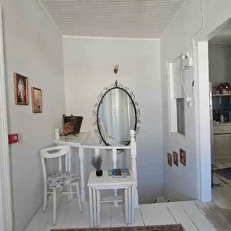 Mimosa House