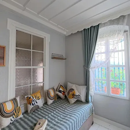 Nocleg ze śniadaniem Mimosa House